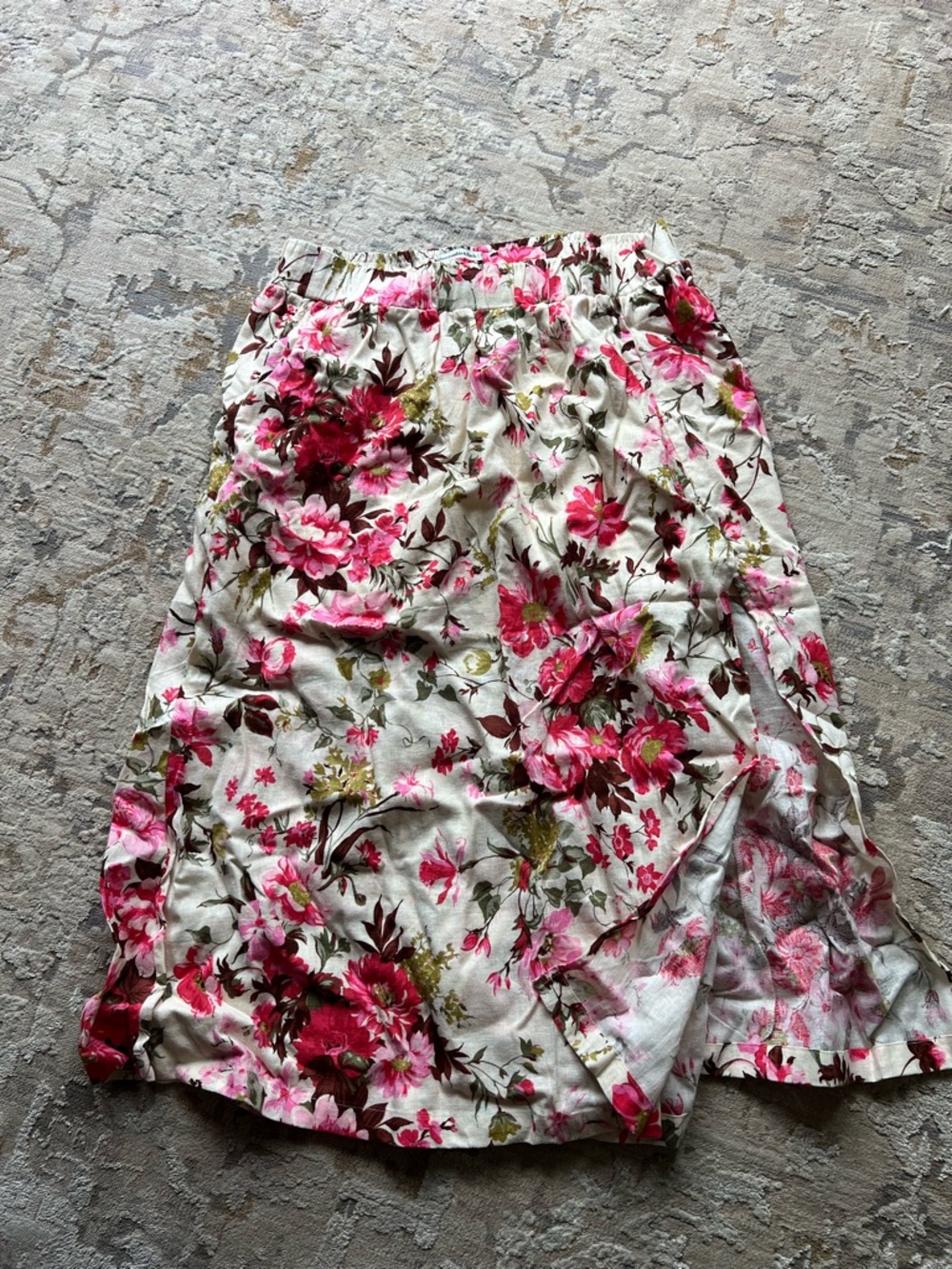Abercrombie & Fitch White Midi Skirt with Pink Floral Print